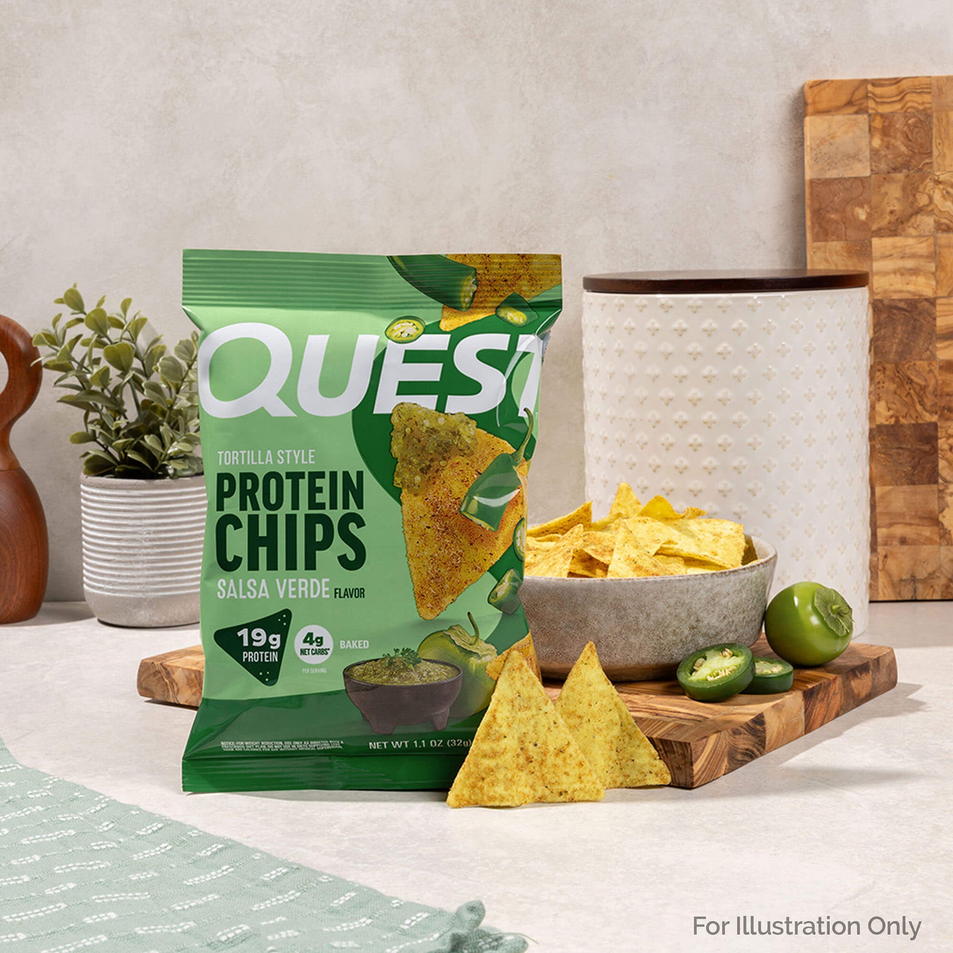 salsa-verde-tortilla-style-protein-chips-l1 qst-016419-salsa-verde-tortilla-style-protein-chips_5.jpg